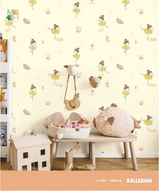 lựa chọn giấy dán tường cho phòng bé gái